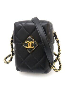Chanel Quilted Chain Messenger Bag